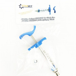 10 cc plastic syringe